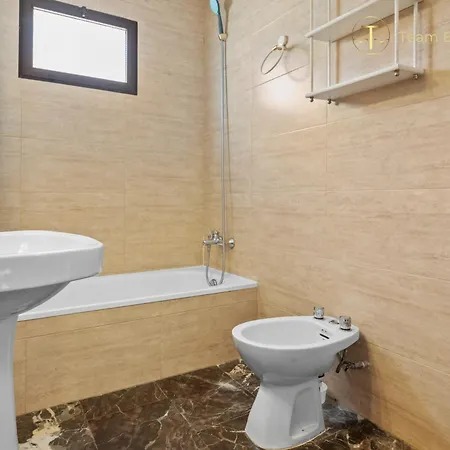 Charming Stay, Big Terrace, 2 Min To & Sea View *