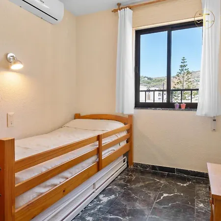 Charming Stay, Big Terrace, 2 Min To & Sea View Appartement